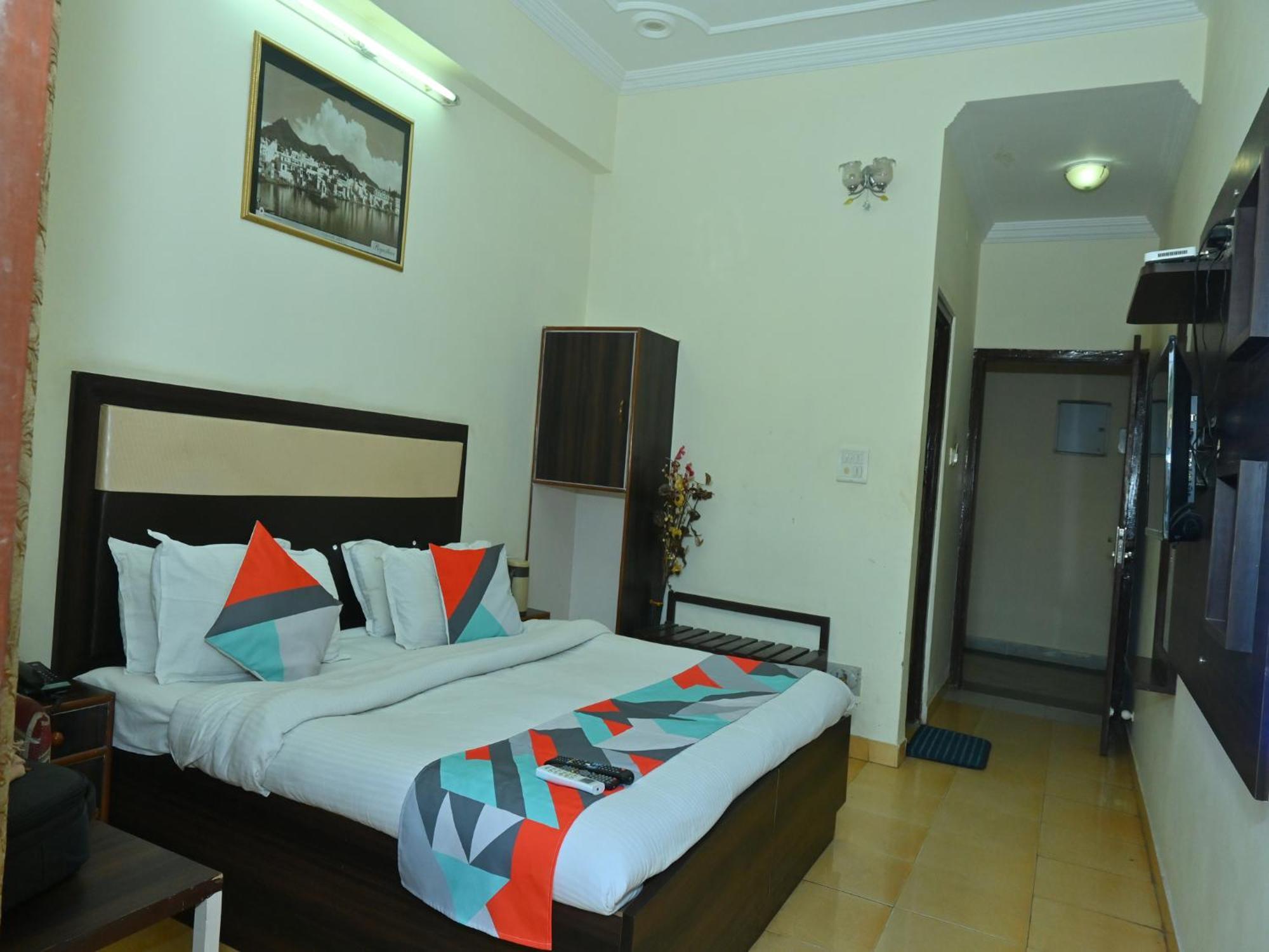 Goyal Plaza Hotel 5 Mint. Waling Distance From Pushkar Lake מראה חיצוני תמונה