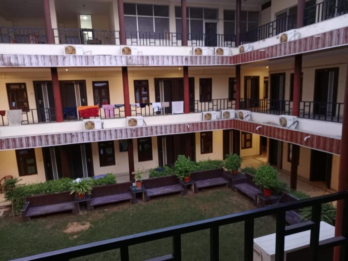 Goyal Plaza Hotel 5 Mint. Waling Distance From Pushkar Lake מראה חיצוני תמונה